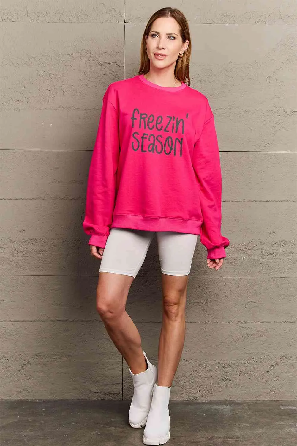 FREEZIN' SEASON Graphic Sweatshirt